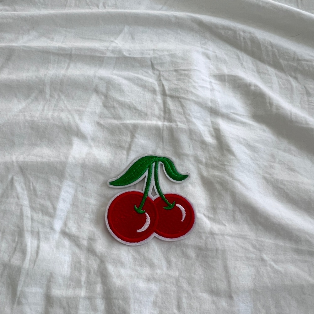 Cherry Easy-to-apply iron-on patches. Very durable enough to withstand everyday